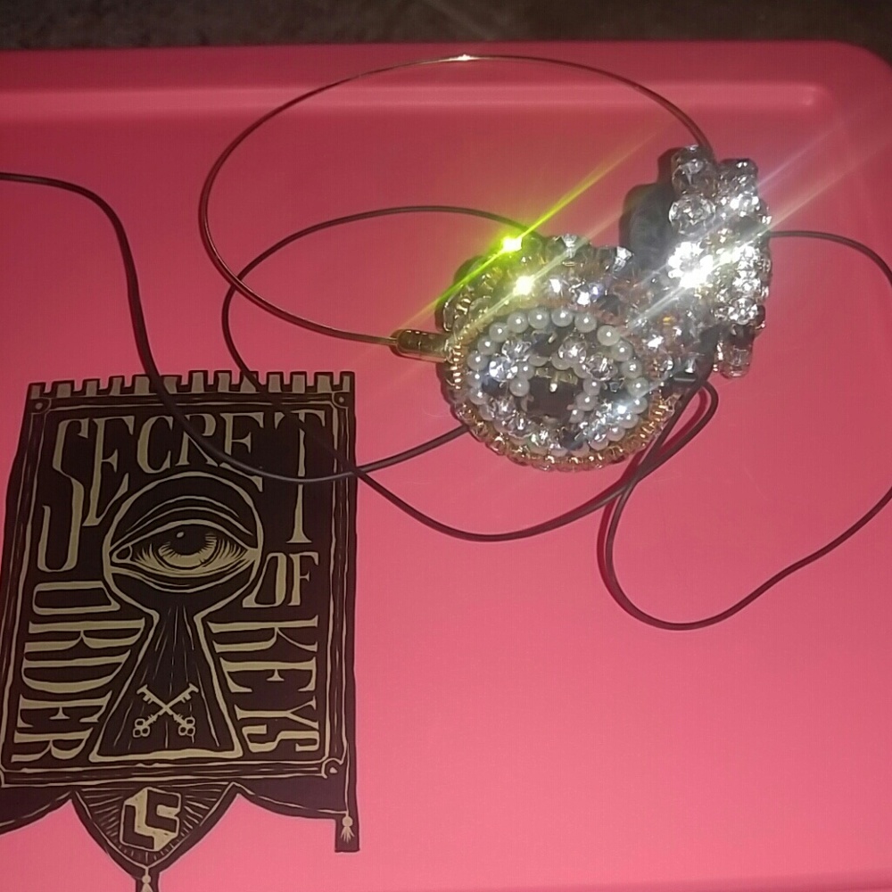 Glitzy glam headphones!